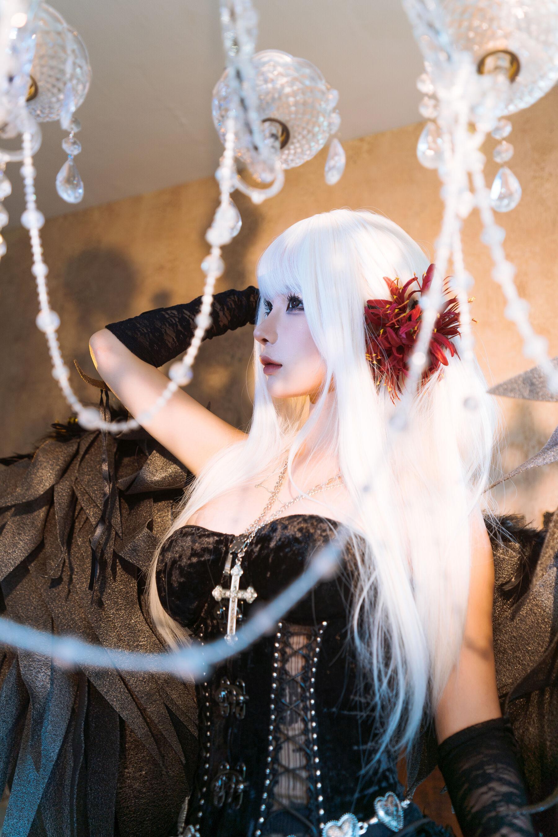 国模套图 蠢沫沫《黑天鹅》