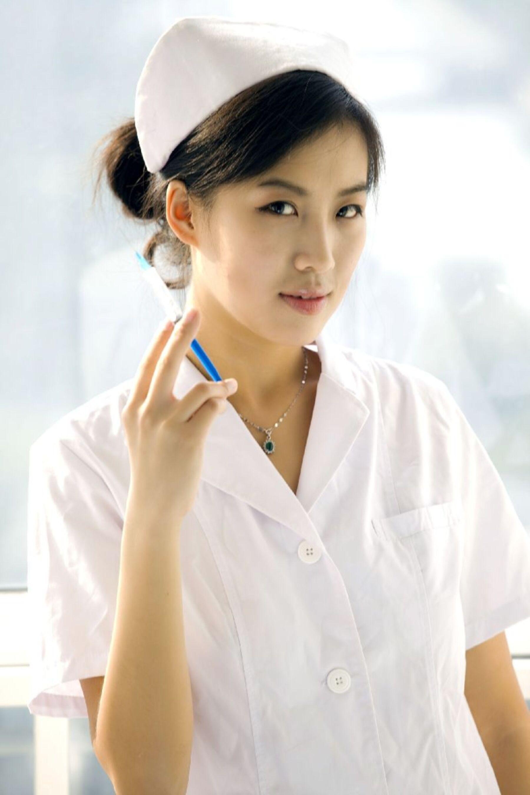 国模套图 国模优优大尺度人体私拍套图